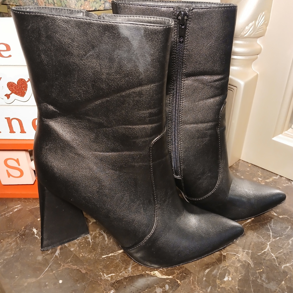 Sleek Black Heeled Boots for Women - Picture 15 of 16